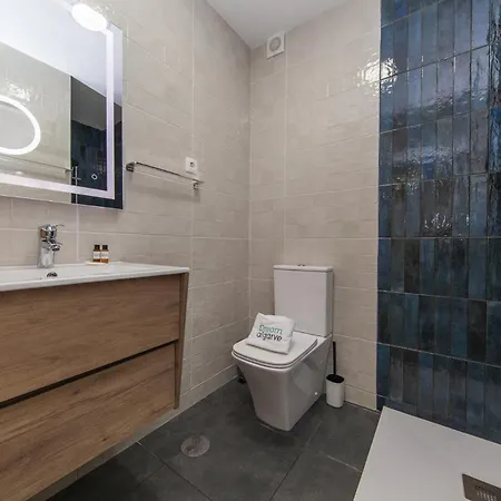 B74 - Baluarte Flat In *