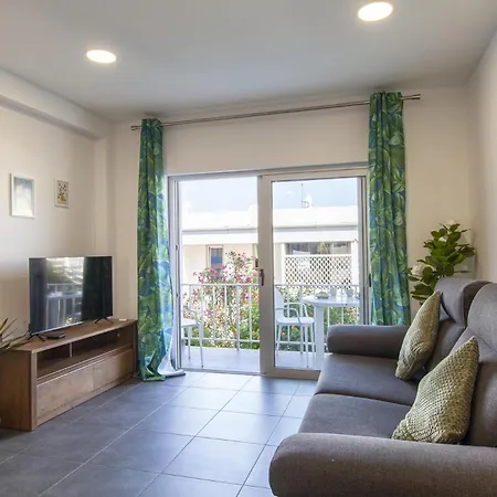 B74 - Baluarte Flat In *