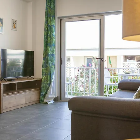 B74 - Baluarte Flat In *