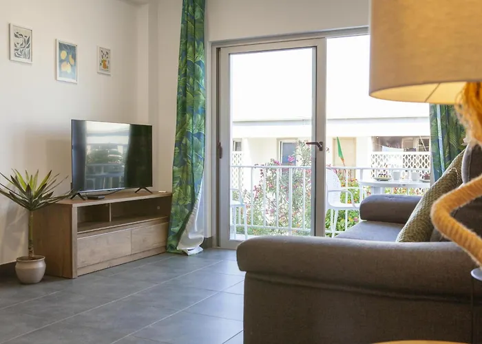 B74 - Baluarte Flat In *