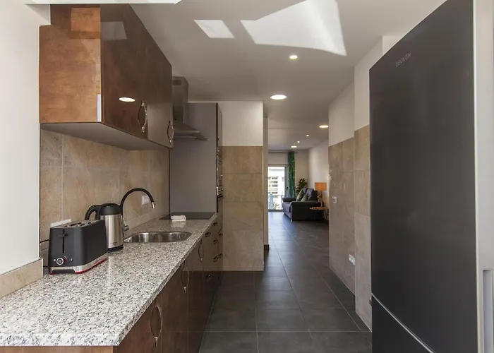 B74 - Baluarte Flat In * 라고스