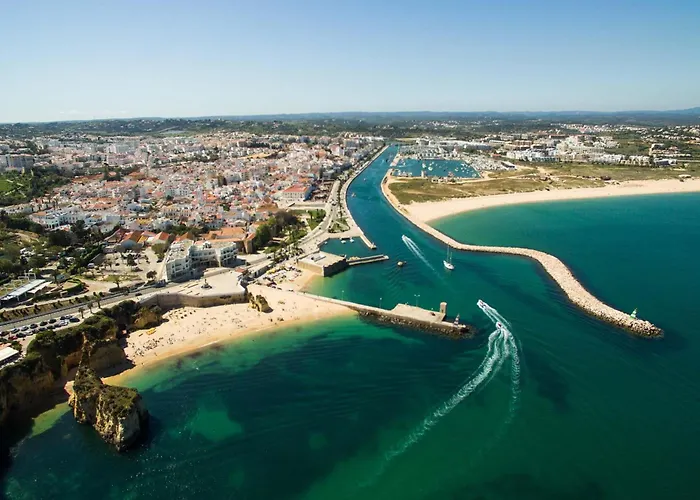 B74 - Baluarte Flat In 라고스